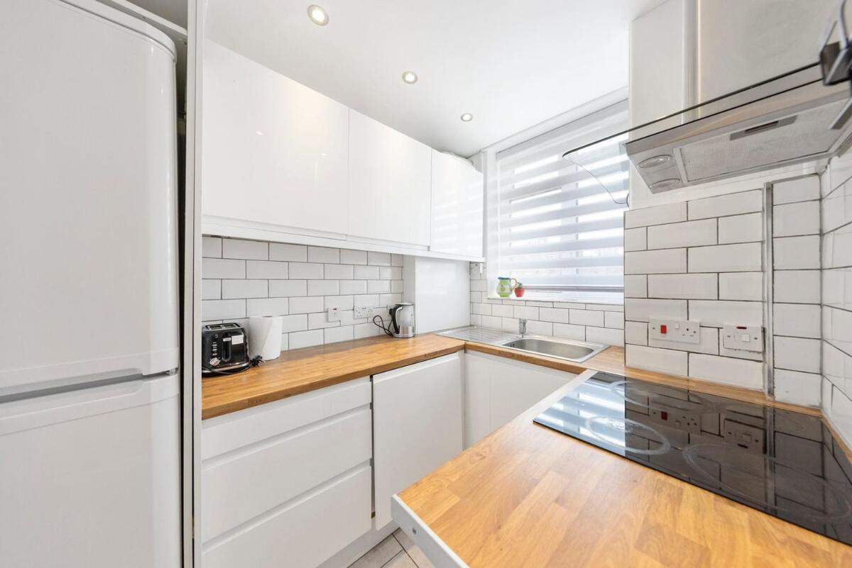Newly Renovated Modern Vauxhall Flat Apartment *